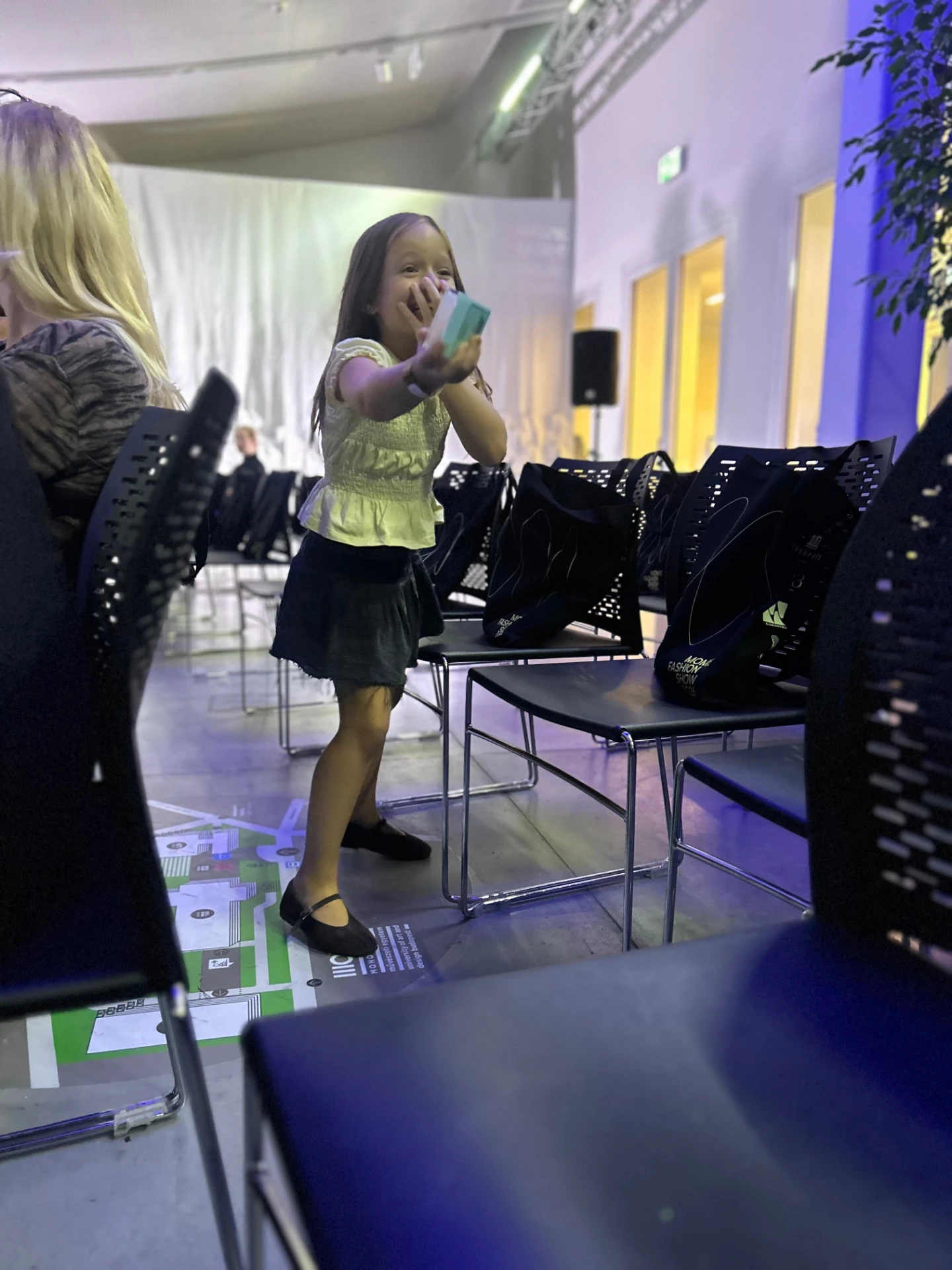 Lia a MOME Fashion Show 2026 nézőterén