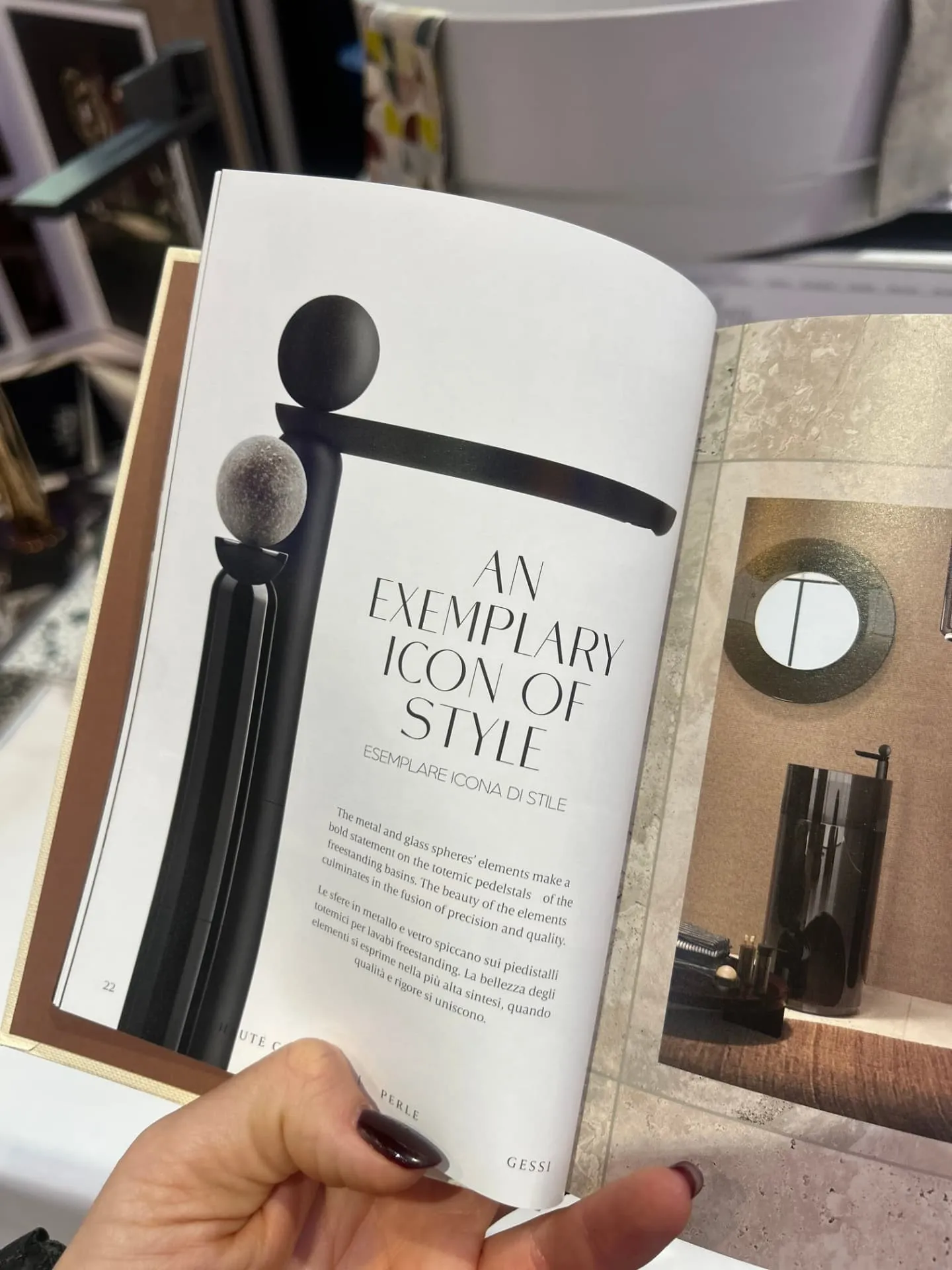 Gessi Haute Culture magazin nyitott oldala: An Exemplary Icon of Style