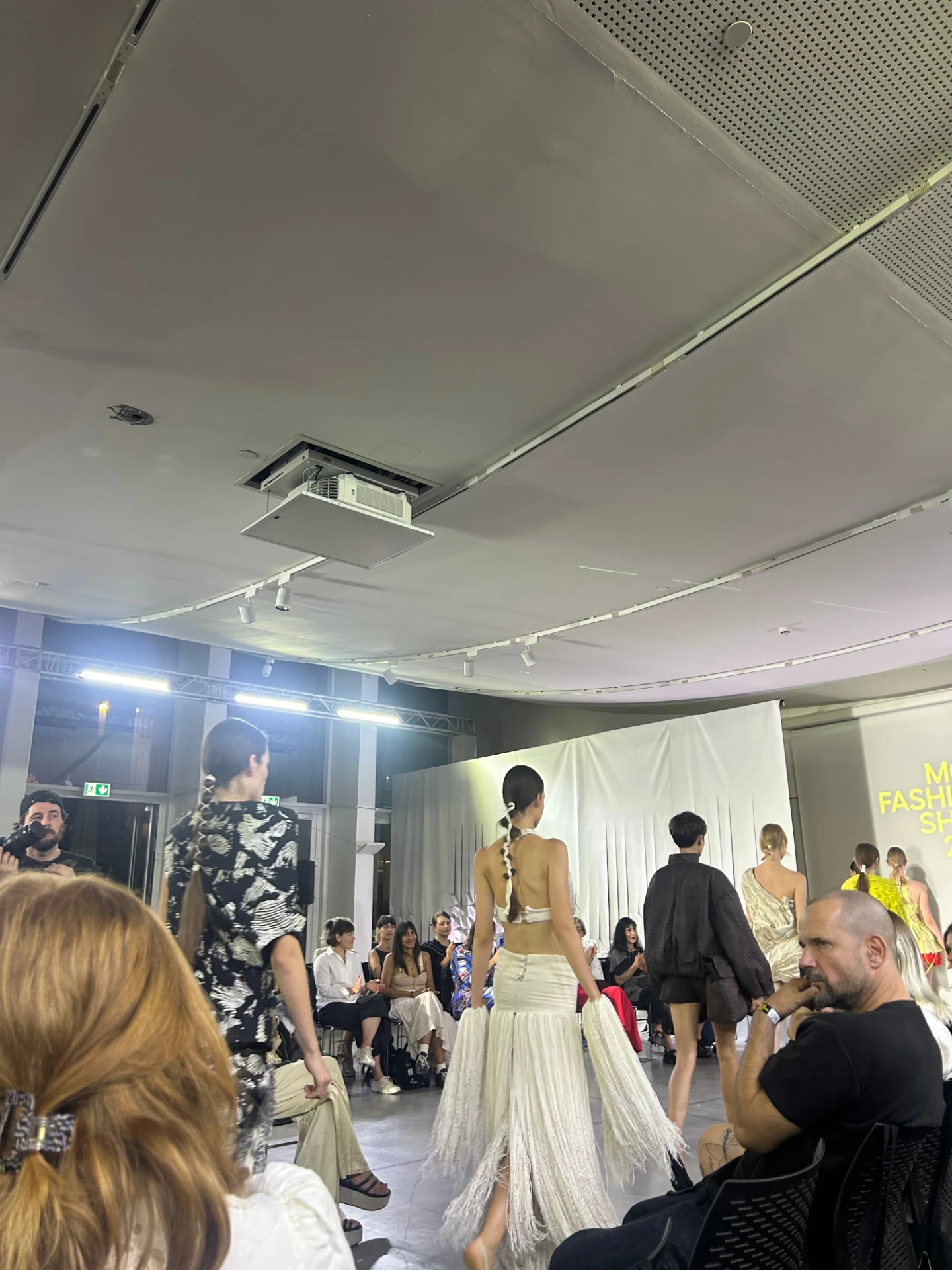A MOME Fashion Show 2026 záró bevonulása